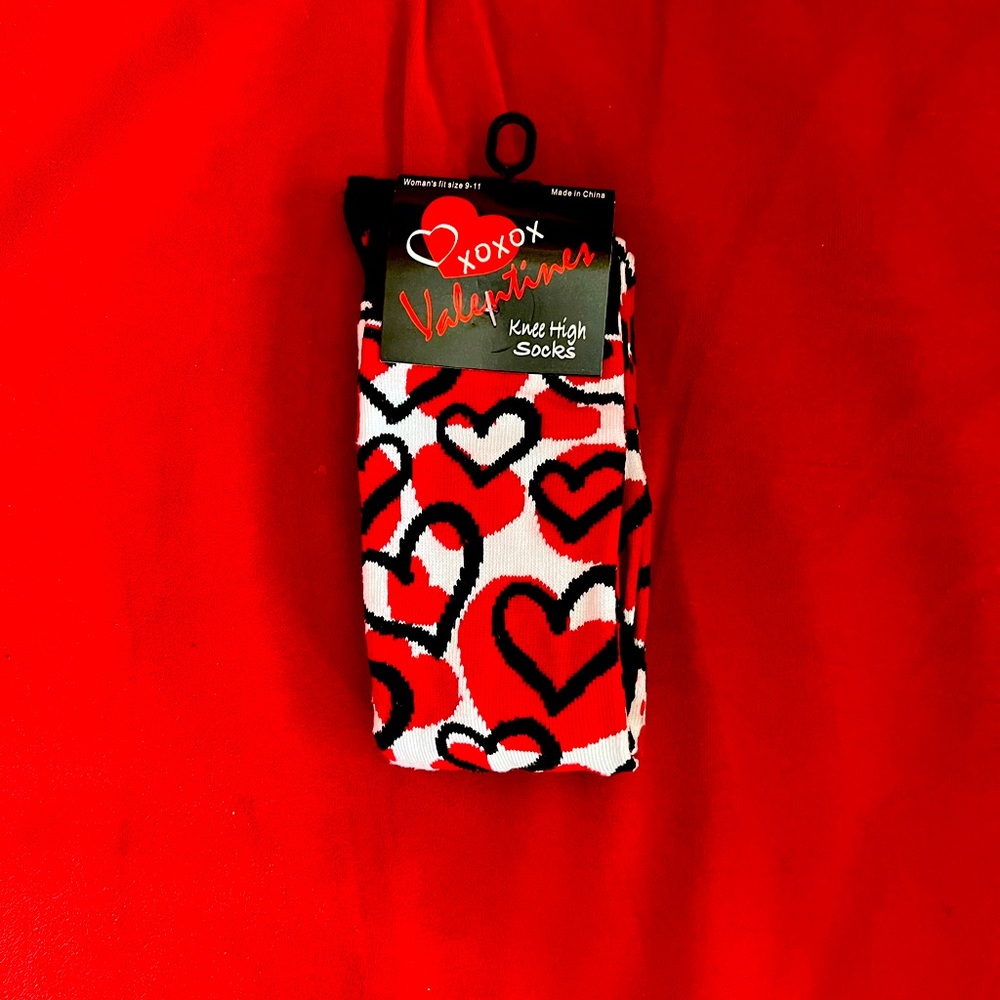 Xoxox Valentine’s Day socks! ❤️